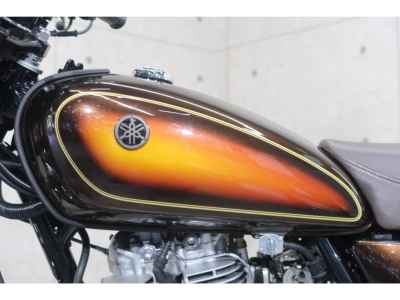 Yamaha SR400 2019