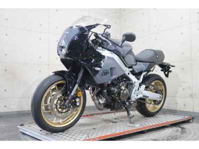 Yamaha XSR900 GP 2024