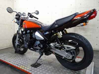 Kawasaki Z125400 KAI 2010