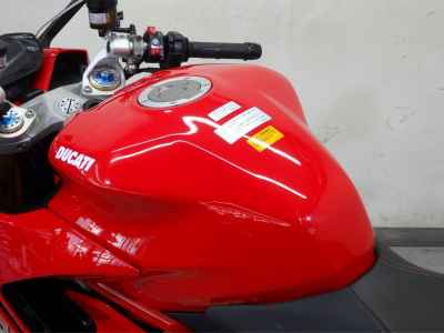 Ducati Supersport 950 2021
