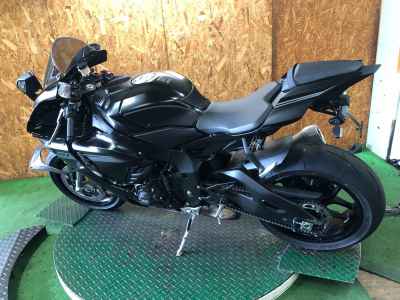 Yamaha YZF-R1 2025