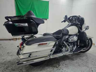 Harley-Davidson FLHTP 2025