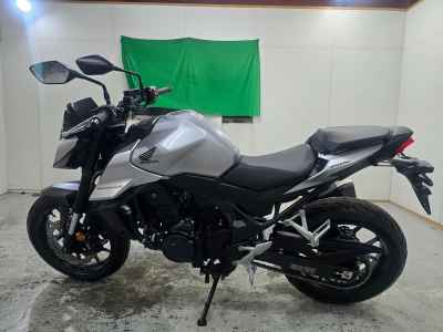 Honda CB750 2025