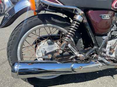 Yamaha SR400 2015