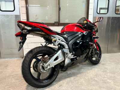 Honda CBR600RR 2011