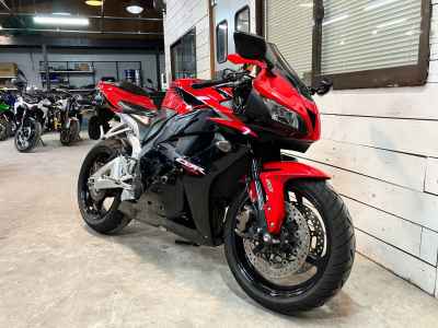 Honda CBR600RR 2011