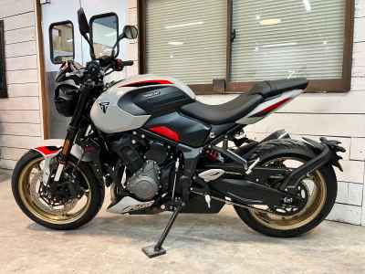 Triumph Trident 800 2026