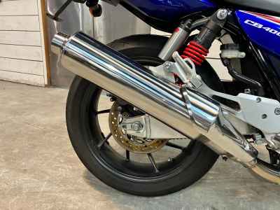 Honda CB400 Super Boldor 2021
