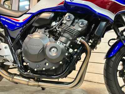 Honda CB400 Super Boldor 2021