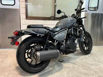 Kawasaki Eliminator 400 PLAZA ED 2024