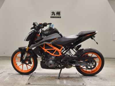KTM 390 Duke 2021
