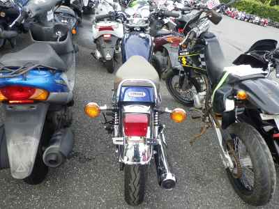 Yamaha SR400 2021