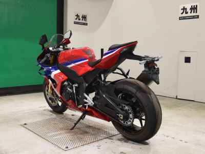 Honda CBR1000RR SP 2024