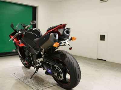Yamaha YZF-R1 2013