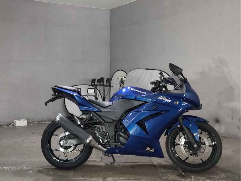Kawasaki Ninja 250R 2011
