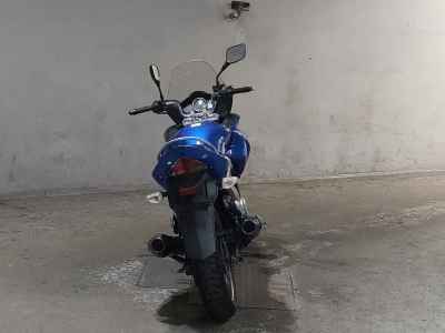 Suzuki GSR250S