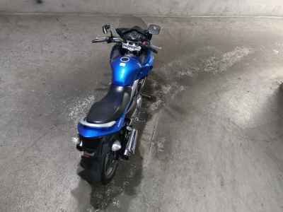 Suzuki GSR250S