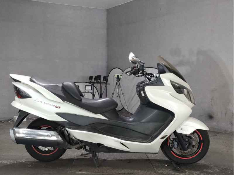 Suzuki Skywave 250M