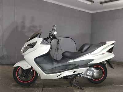 Suzuki Skywave 250M
