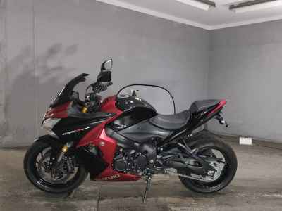 Suzuki GSX-S1000F 2017