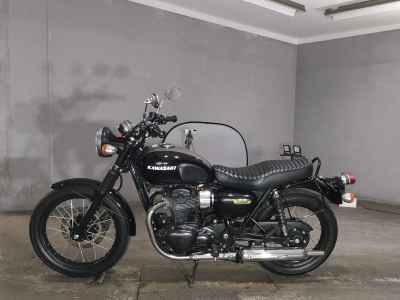 Kawasaki W800 2011