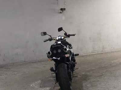 Suzuki GSR400 2012