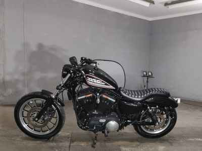 Harley-Davidson Sportster XL883R 2011