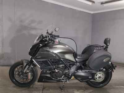 Ducati Diavel Strada 2013