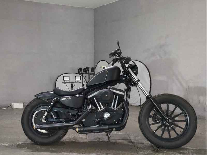 Harley-Davidson Sportster Iron XL883N 2011