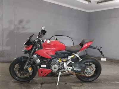 Ducati Streetfighter V2 2022