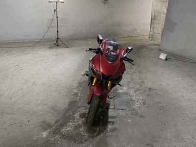 Yamaha YZF-R25