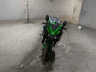 Kawasaki Ninja H2 SX SE 2018