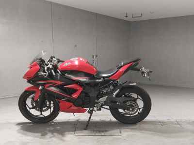 Kawasaki Ninja 250