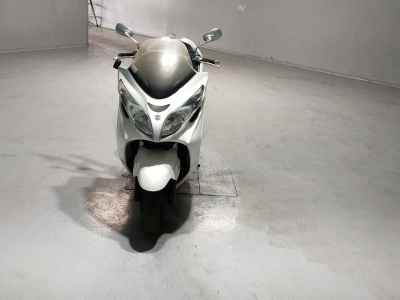 Suzuki Skywave 250S
