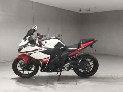 Yamaha YZF-R25 2016