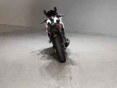 Yamaha YZF-R25 2016