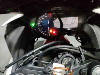 Yamaha YZF-R25 2016