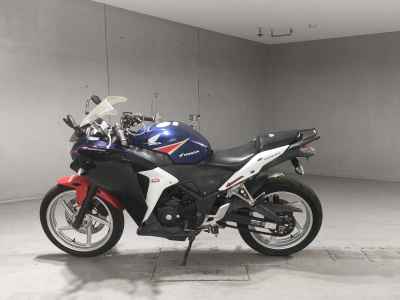 Honda CBR250R