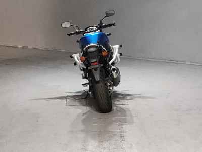 Suzuki GSR750 2013
