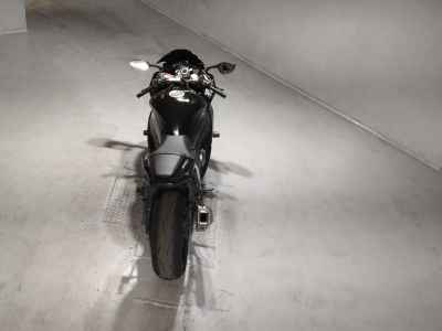 Kawasaki Ninja ZX-10R 2011