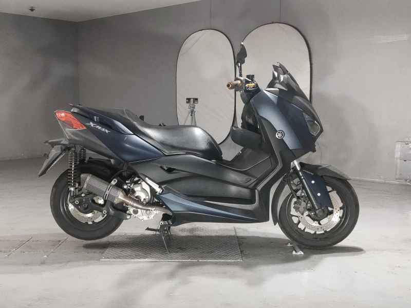 Yamaha XMAX 250
