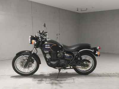 Kawasaki Estrella