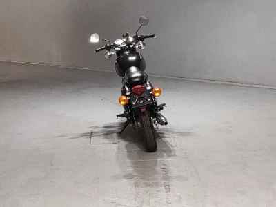 Kawasaki Estrella