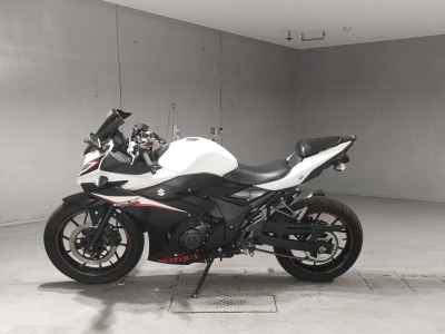 Suzuki GSX250R
