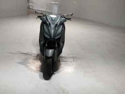 Yamaha XMAX 250
