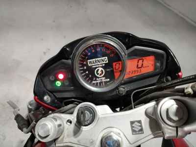 Suzuki GSR250