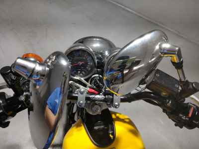 Yamaha SR400