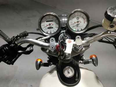 Yamaha SR400 2013