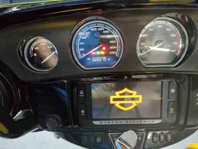 Harley-Davidson Street Glide FLHXSE1800 CVO 2014