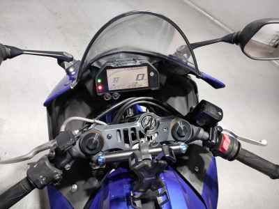Yamaha YZF-R25